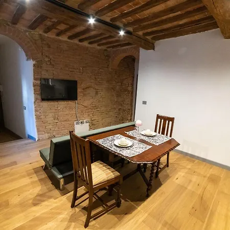 The Rose Apartment