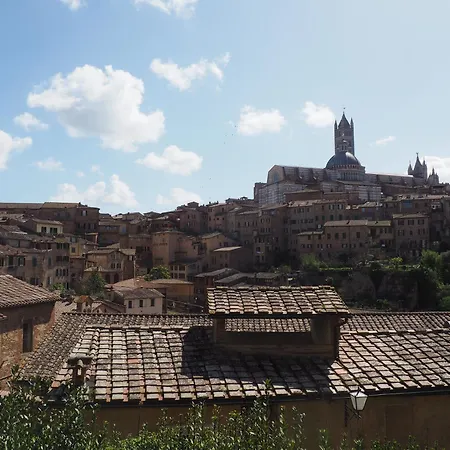 The Rose Apartment Siena
