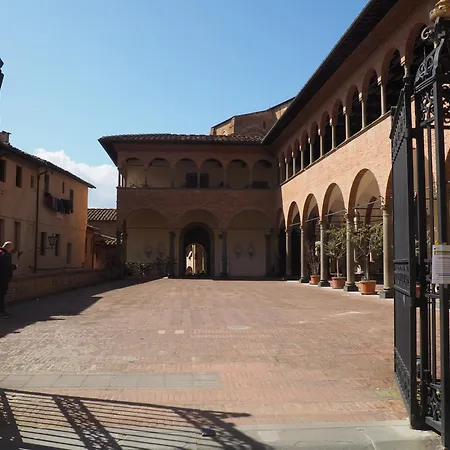 The Rose Siena