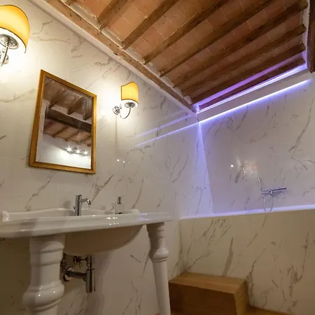 The Rose Apartment